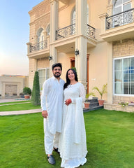 Luxuriant Faux Blooming Thread work White Color Gown