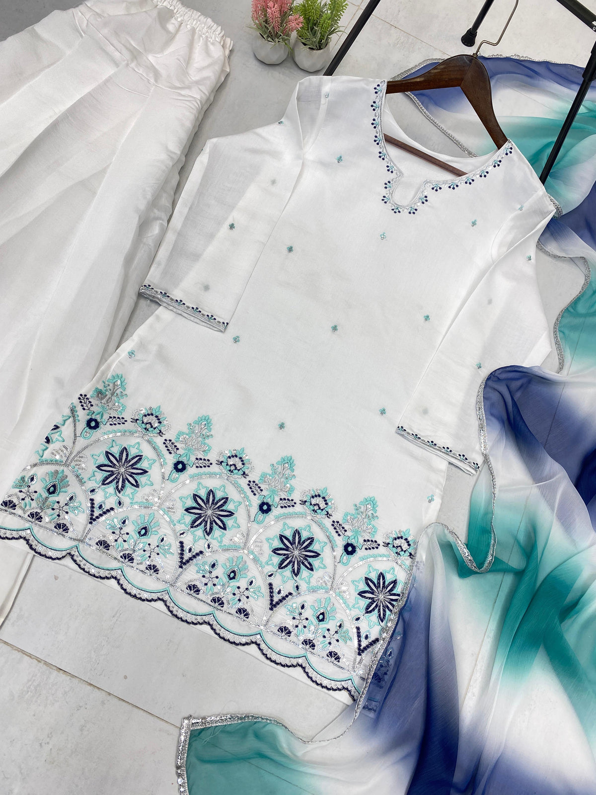 Elegant Roman Silk White Color Salwar Suit