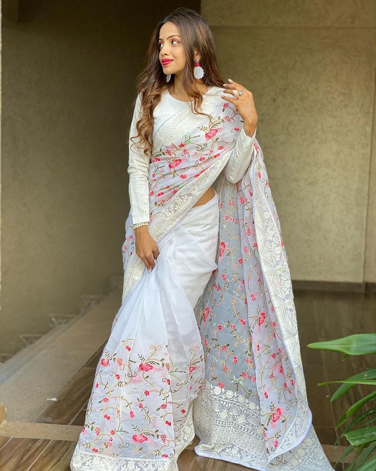 Stylish White Color Thread Work Organza Saree