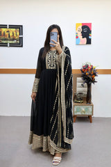 Presenting Sequence Work Black Color Gown