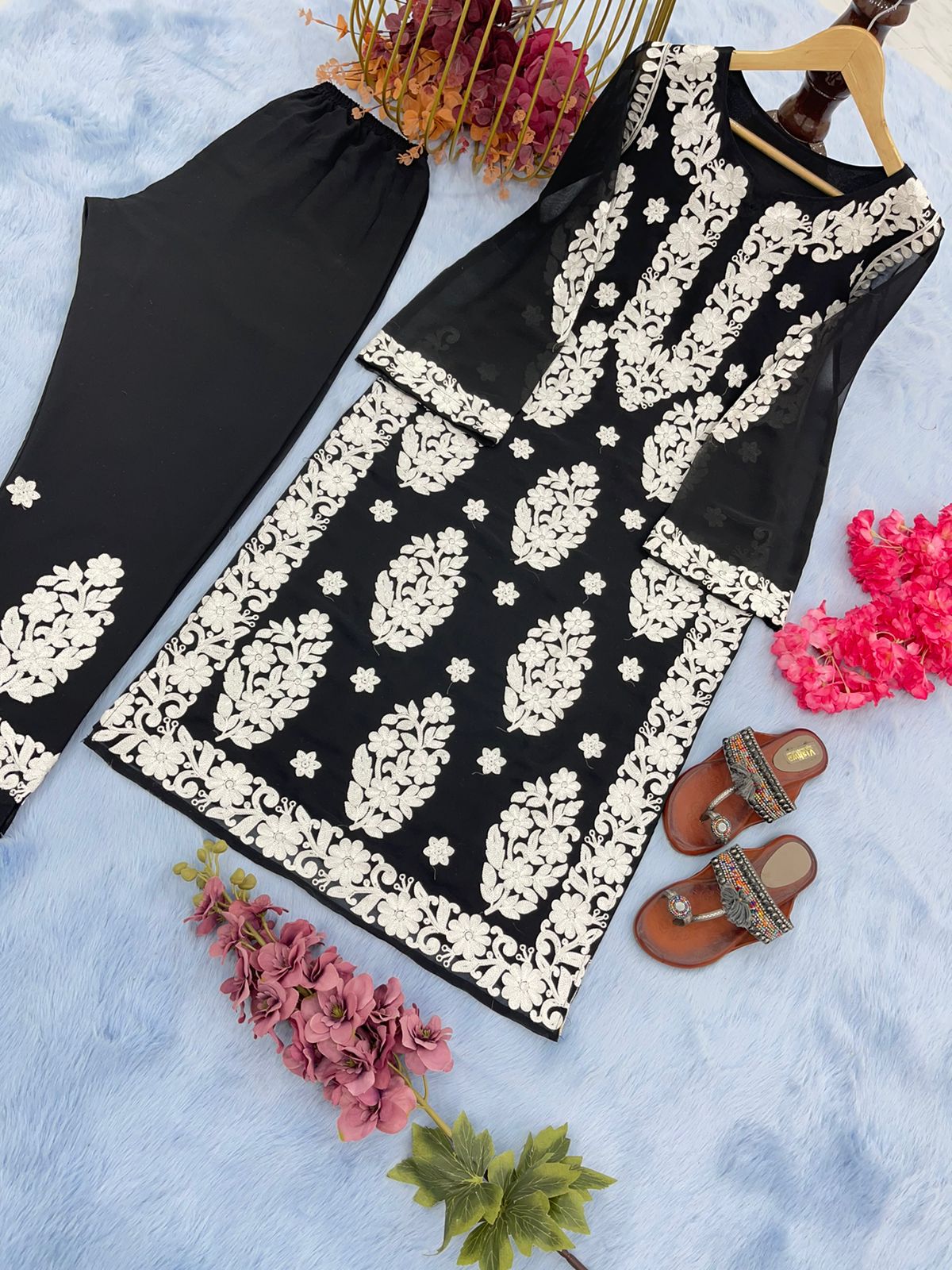 Thread Embroidery Work Black Color Salwar Suit