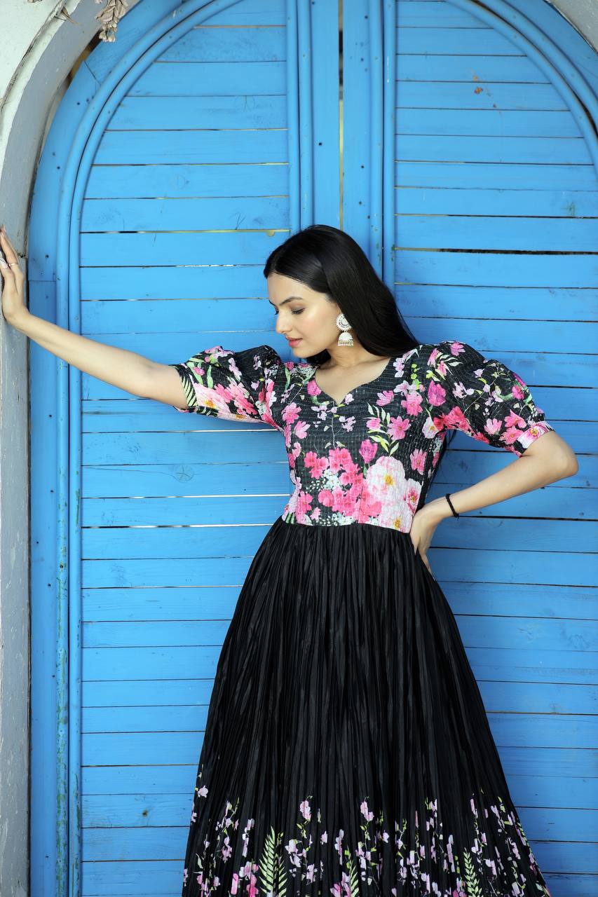 Crush Pleating With Print Black Color Gown