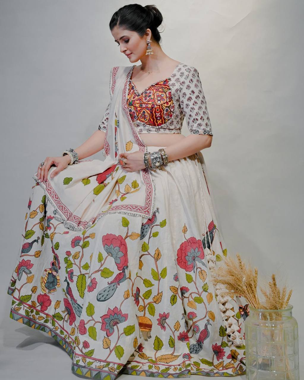 White Navratri Special Pure Cotton Chaniya Choli with Gamathi & Real Mirror Work