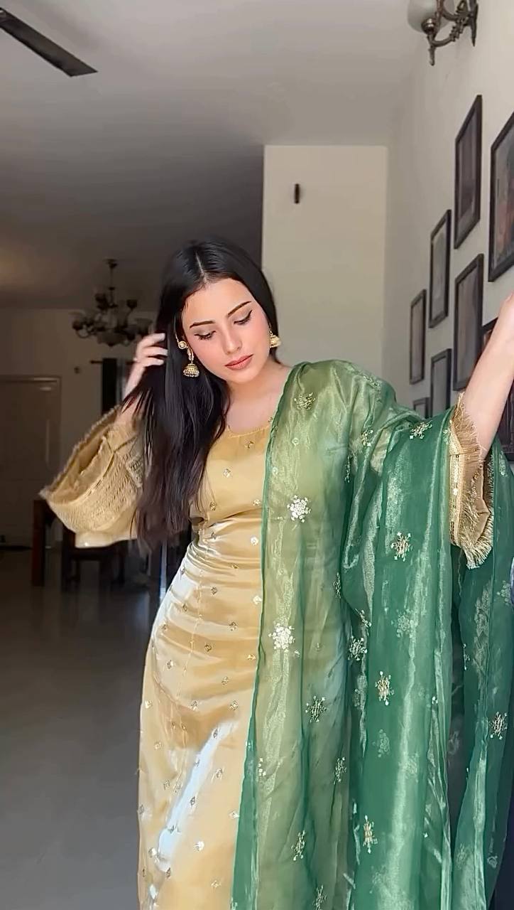 Ravishing Gold Choo Silk Embroidery Work Kurti