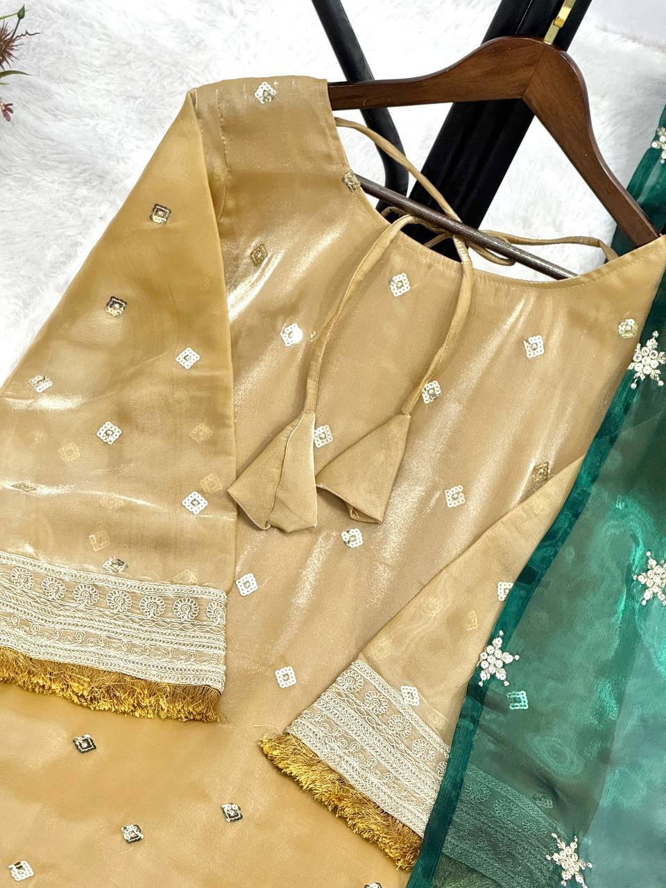 Ravishing Gold Choo Silk Embroidery Work Kurti