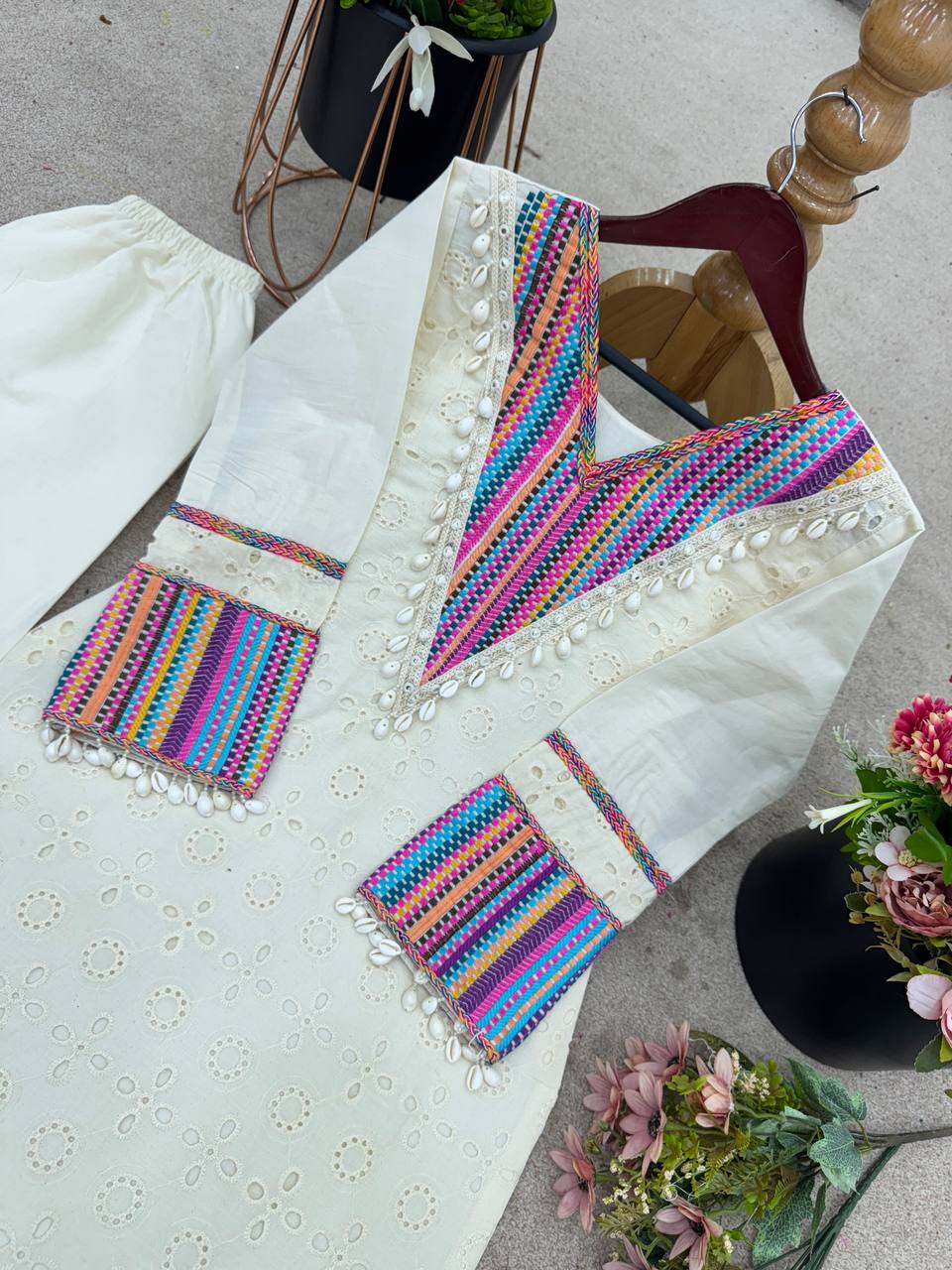 Trendy White Khadi Cotton Thread Work Co-ord Set