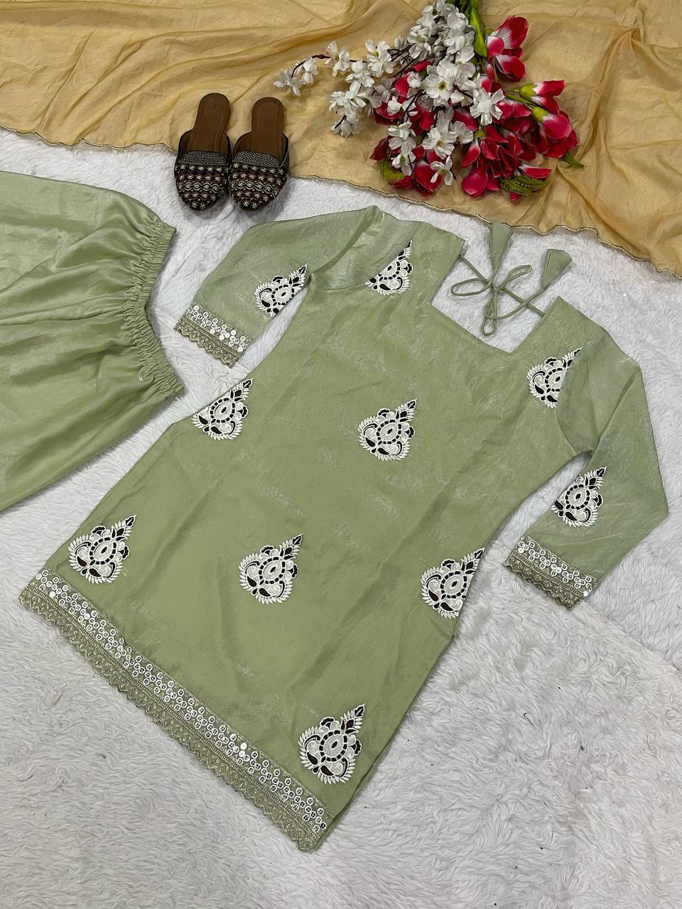 Gorgeous Pista Fendi Silk Sequence Work Palazzo Suit